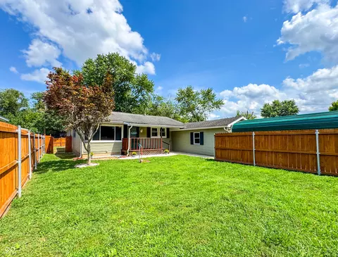 4703 N Hendricks St, North Terre Haute, IN 47805