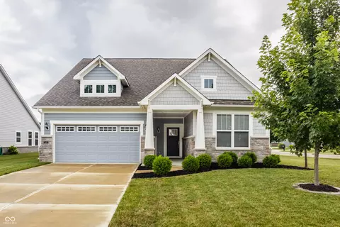 16401 Brigham Ln, Westfield, IN 46074
