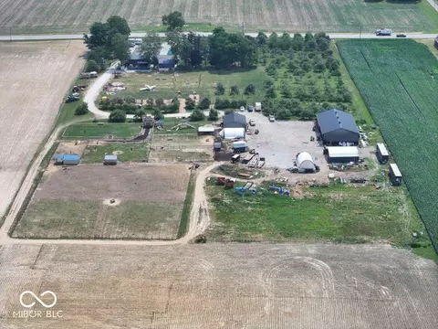 6397 S State Road 13, Pendleton, IN 46064 photo 3