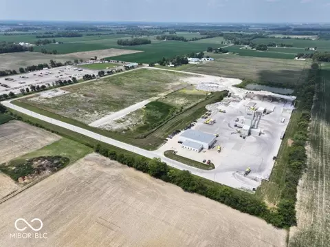 6397 S State Road 13, Pendleton, IN 46064 photo 12