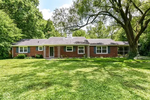 1825 Weslynn Dr, Indianapolis, IN 46228
