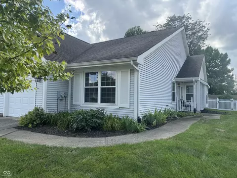 8988 Lisering Cir, Indianapolis, IN 46256