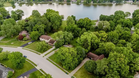 11327 Lakeshore Dr W, Carmel, IN 46033