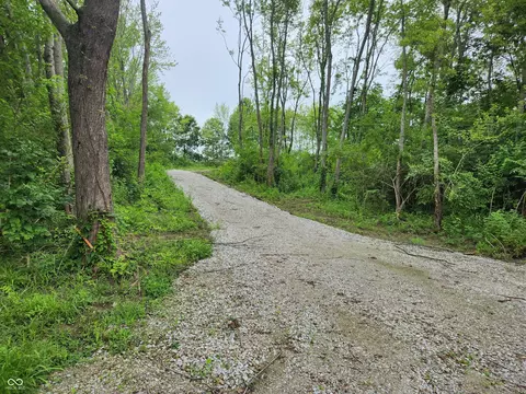 5105 N 50 E, Shelbyville, IN 46176