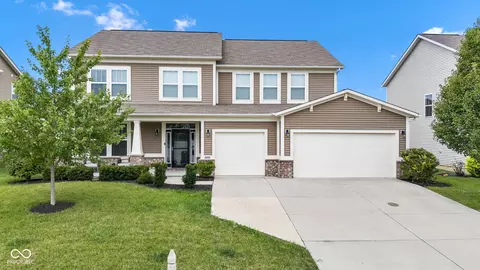 5792 Grevillea Ln, Plainfield, IN 46168