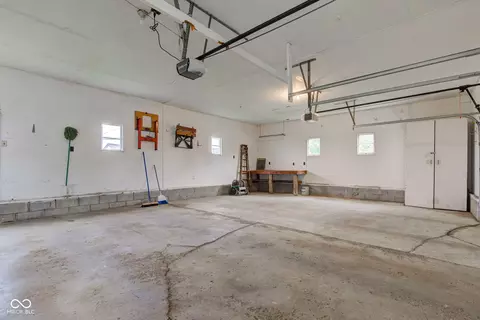 206 Davis St, Windfall, IN 46076 photo 19