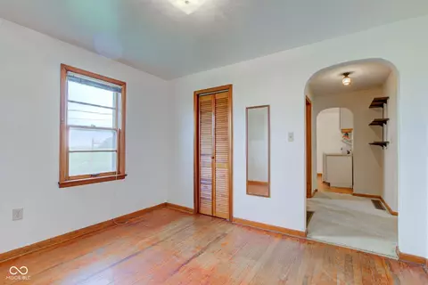 206 Davis St, Windfall, IN 46076 photo 9