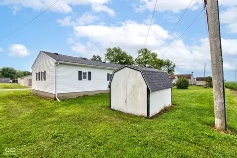 206 Davis St, Windfall, IN 46076 photo 29