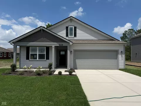 9328 Hemingway Dr, Indianapolis, IN 46239