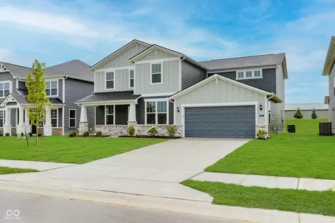 6537 Ambassador Dr, Plainfield, IN 46168