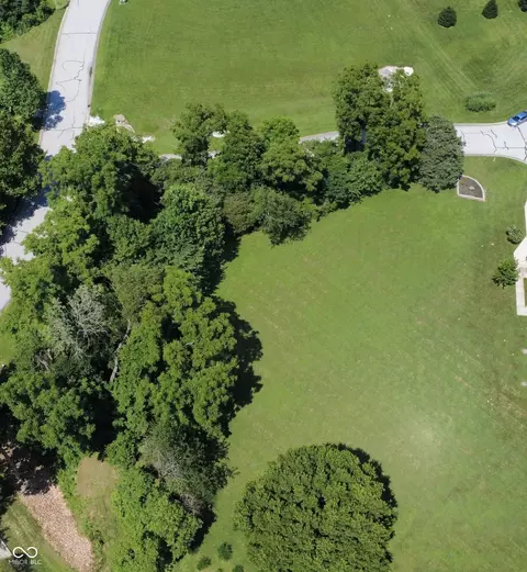 906 Sand Creek Ct, Martinsville, IN 46151