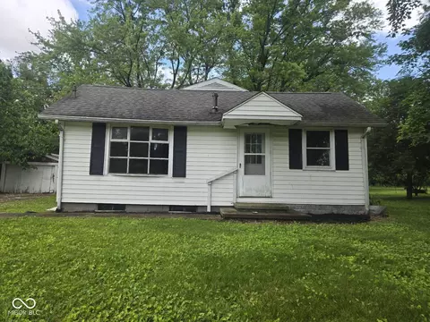 1349 7th St SE, Linton, IN 47441