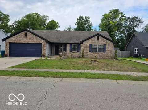322 Longfellow Ct, Greenfield, IN 46140