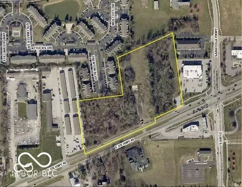 1042 W Main St, Plainfield, IN 46168