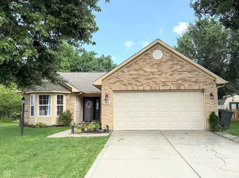 245 Lazy Hollow Dr, Brownsburg, IN 46112