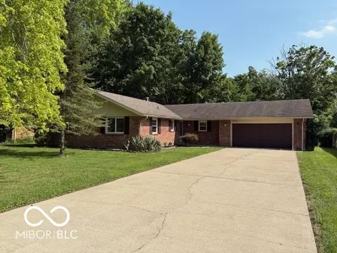 4111 W Peachtree Ln, Muncie, IN 47304