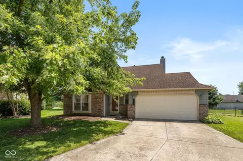 6118 Amber Ct, Indianapolis, IN 46236