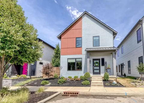 8686 Morgan Dr, Fishers, IN 46038