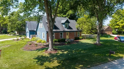 8021 Bay Cove Dr, Indianapolis, IN 46256