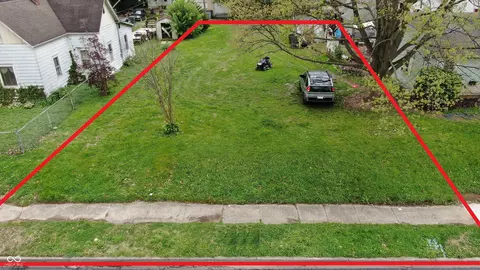 1217 W 1st St, Anderson, IN 46016