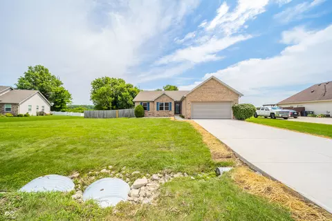6746 Knoll Crest Way, Pendleton, IN 46064 photo 5