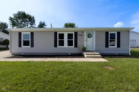 3345 Spring Valley Dr, Columbus, IN 47203