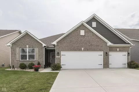7231 Wooden Grange Dr, Indianapolis, IN 46259