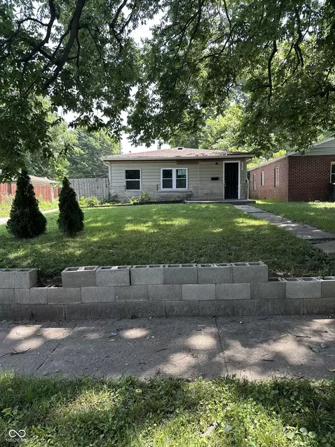 3043 Hovey St, Indianapolis, IN 46218