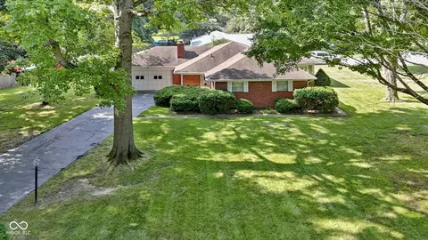 8795 Rosewood Ln, Indianapolis, IN 46240