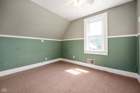 124 N Main St, Pendleton, IN 46064 photo 11