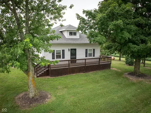 5417 E 300 N, Windfall, IN 46076 photo 2