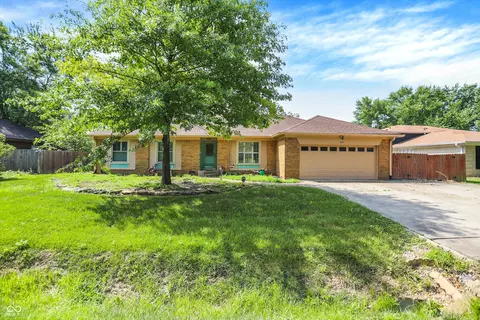 639 W Banta Rd, Indianapolis, IN 46217