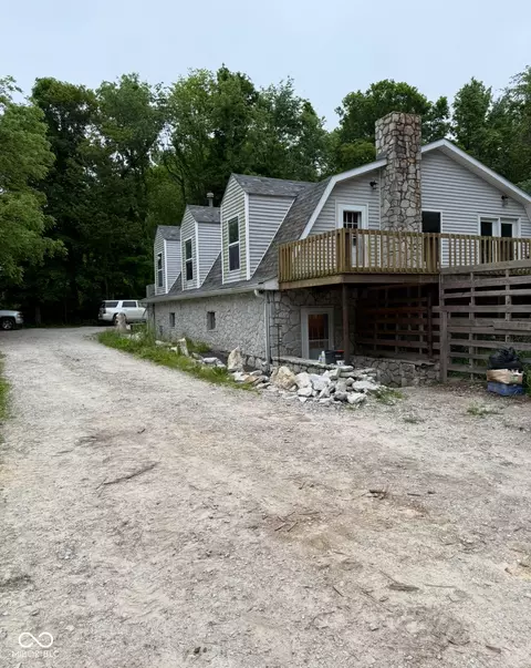 11673 State Road 42, Cloverdale, IN 46120