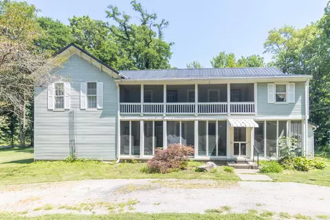 8924 S Mill Rd, Knightstown, IN 46148