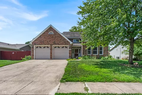 7764 Camberwood Dr, Indianapolis, IN 46268