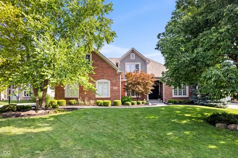 12535 Pebblepointe Pass, Carmel, IN 46033