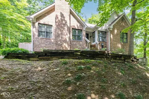 8618 Log Run Dr S, Indianapolis, IN 46234