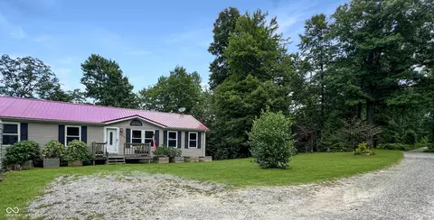 2044 Timber Crest Rd, Nashville, IN 47448