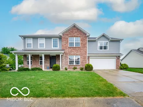 17002 Rainier Cir, Noblesville, IN 46062
