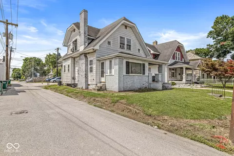 4917 W 15th St, Speedway, IN 46224