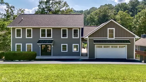 4120 S Summit Ln, Columbus, IN 47201