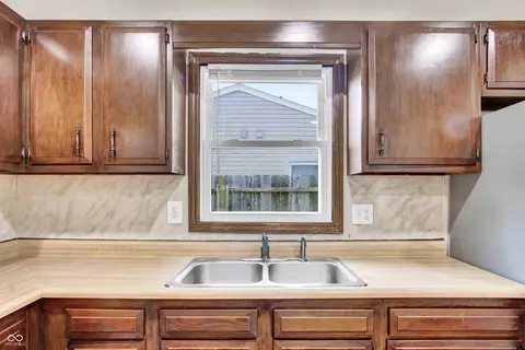 Kitchen - 134 Schaefer Dr, Hope, IN 47246 photo 1 of 3