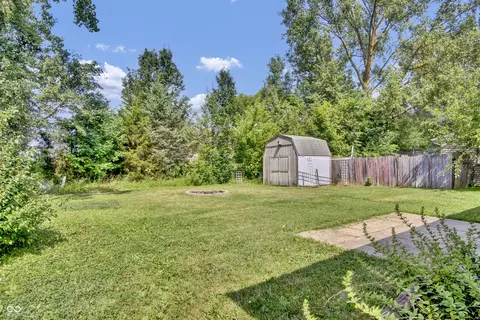 Exterior - 134 Schaefer Dr, Hope, IN 47246 photo 3 of 4