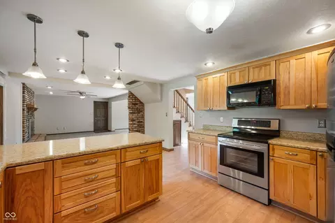 Kitchen - 1032 Pendle Hill Ave, Pendleton, IN 46064 photo 5 of 5