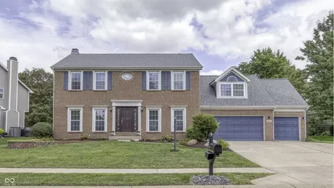 8771 Buffett Pkwy, Fishers, IN 46038