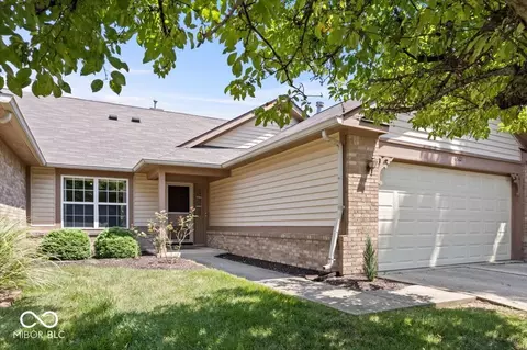 6522 E Walton Dr, Camby, IN 46113