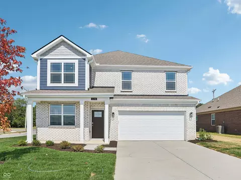 1278 Foxtail Ln, Greenwood, IN 46143
