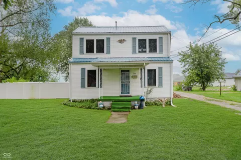 2415 W 29th St, Anderson, IN 46016