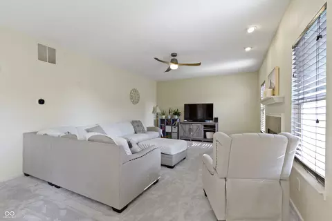 12429 Berry Patch Ln, Fishers, IN 46037 photo 8