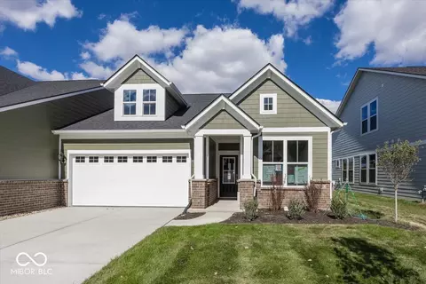 3898 Holly Brook Dr, Westfield, IN 46062